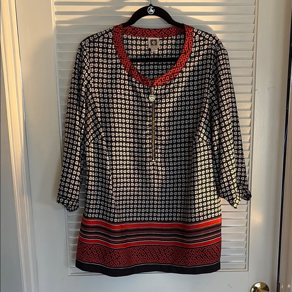 Anne Klein Black and White Graphic Tunic